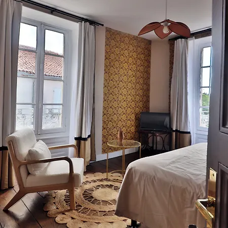 Le25 Parahotellerie Montbron