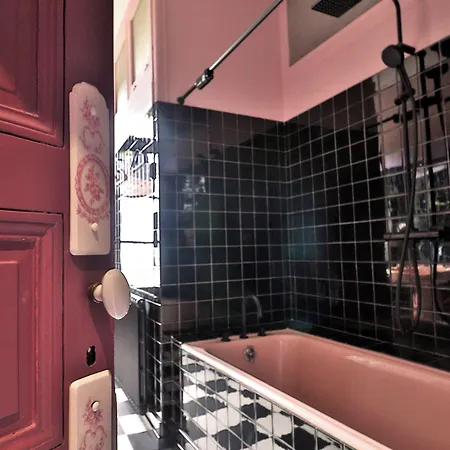 Le25 Parahotellerie Hotel *